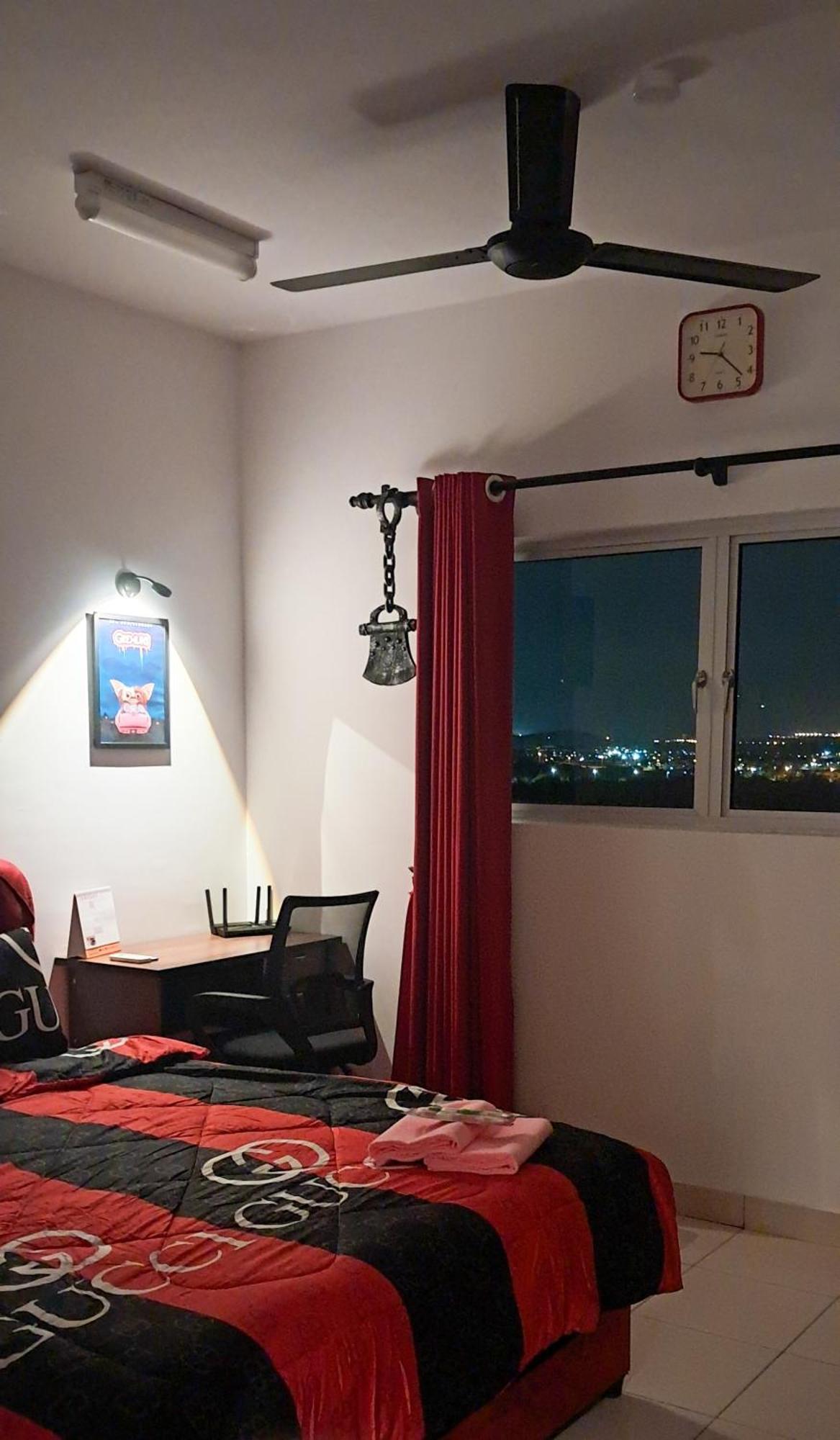 The Red Room Alanis Residence Sepang Buitenkant foto